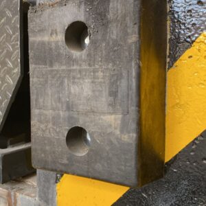 TOPE O BUMPER PARA MUELLE DE CARGA