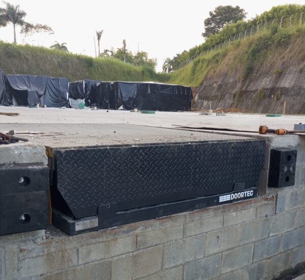 PLATAFORMA NIVELADORA DE MUELLE HIDRAULICA - Imagen 9
