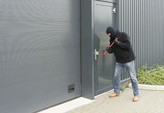 puertas industriales metálicas en popsy